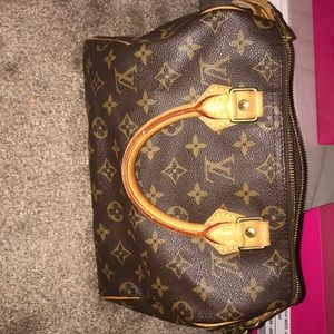 Louis Vuitton Speedy 25